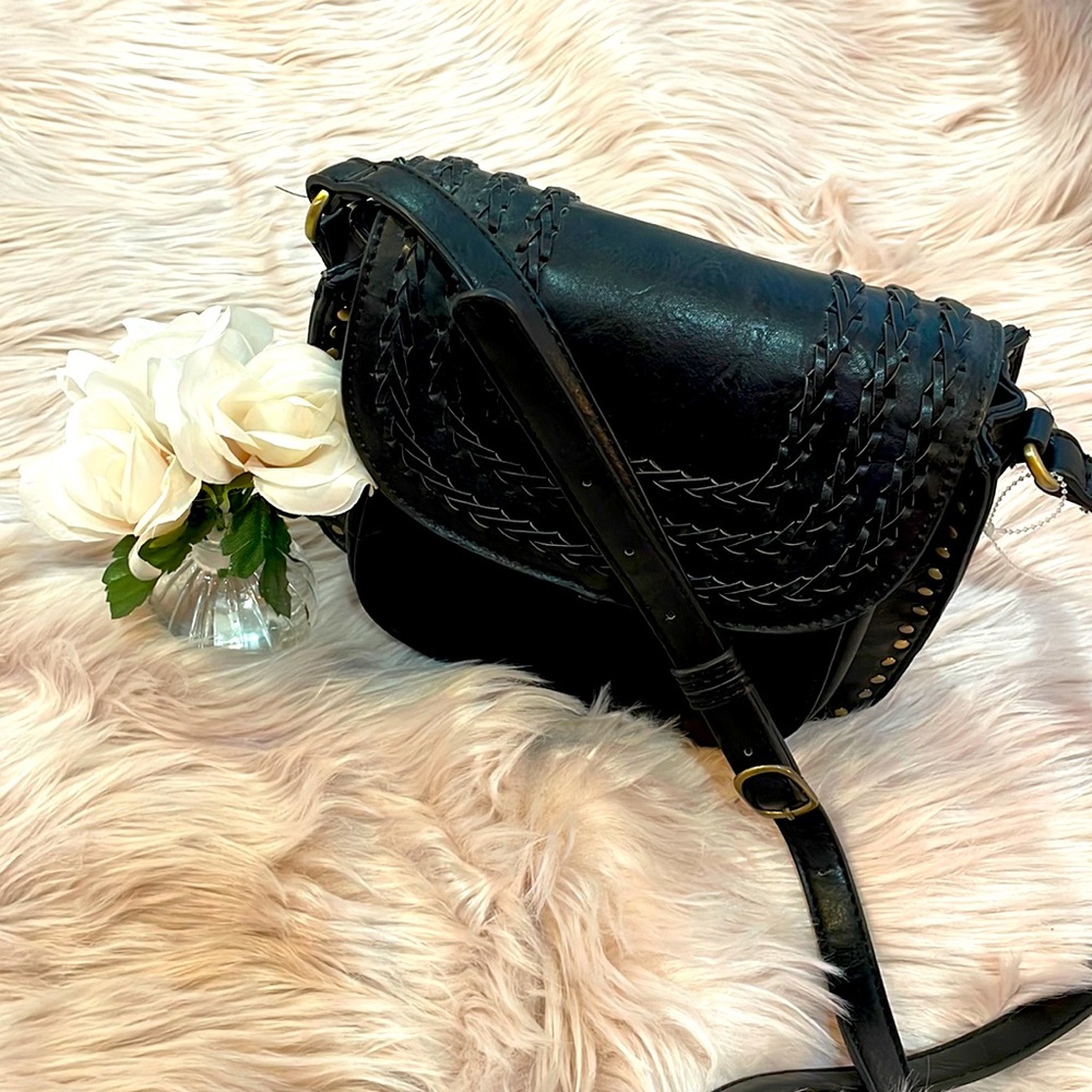 ANTIK KRAFT Cheyenne Western Crossbody Bag in Excellent Condition!🖤